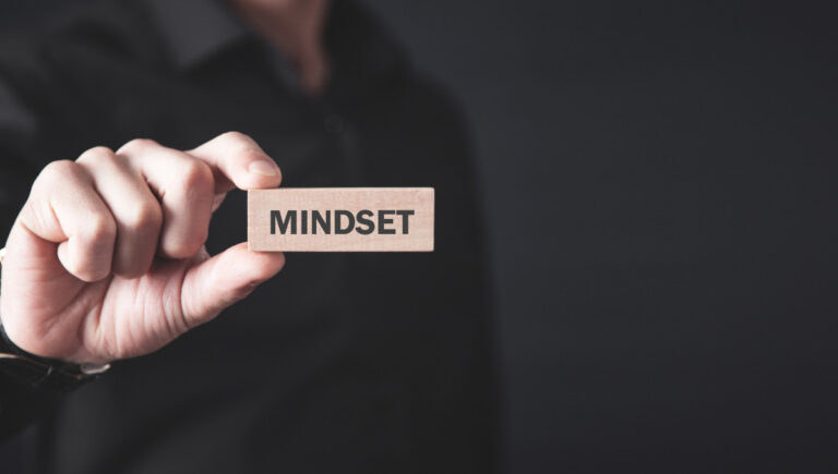 Change Your Life with the Right Mindset: A Step-by-Step Guide